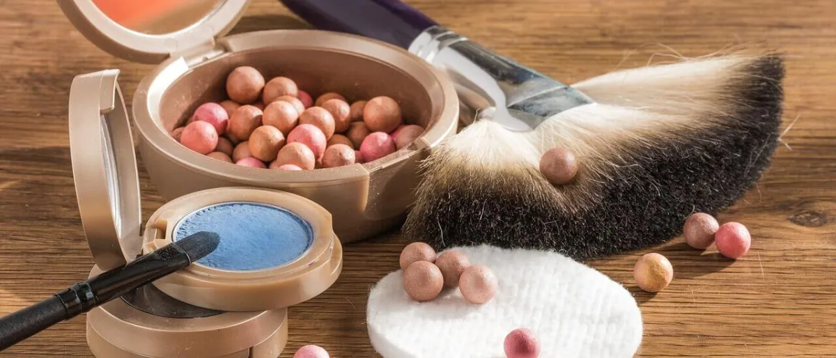 Jak make-up mění ženy