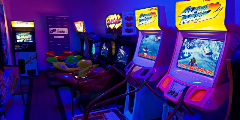 Celodenní vstupné do Cyber Arcade pro dva