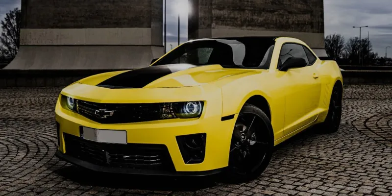 Pronájem Chevroletu Camaro 2010 na 12 hodin