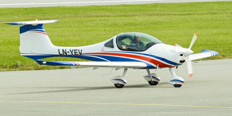 Pilotem na zkoušku letadla Zephyr 2000 - 60 min