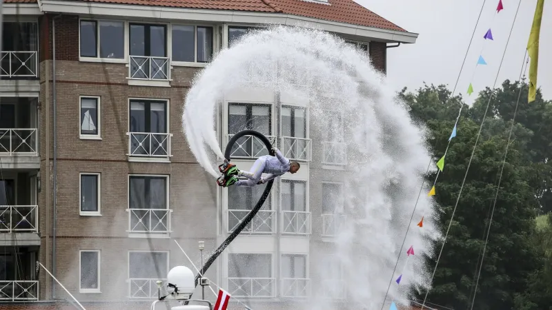 † Flyboarding v Hradci pro 2 osoby †