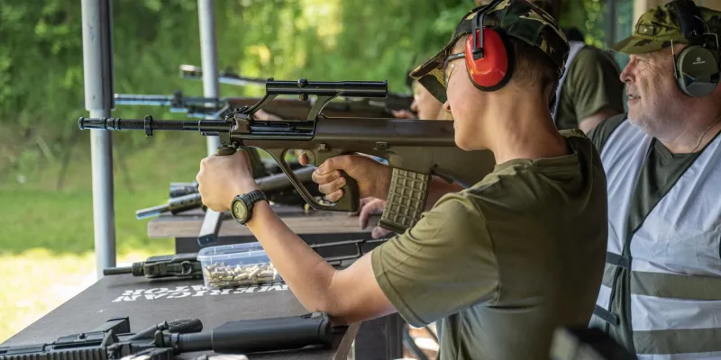 Zážitková střelba v Brně - balíčky pro všechny