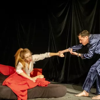  Завантаження 