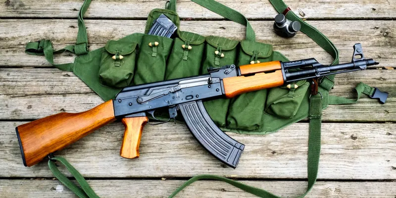 Střelba z automat Kalašnikov 47 v Milovicích