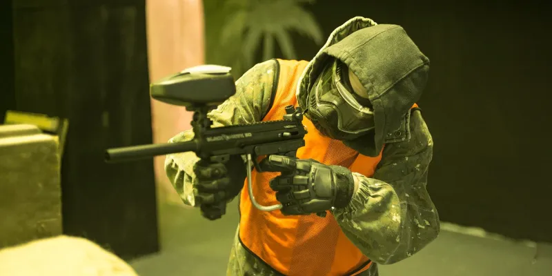 Paintball v unikátním prostoru s neomezenou municí pro 3 osoby